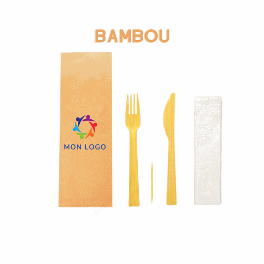 Kit couverts bambou personnalisé avec couteau, fourchette, cure-dents et serviette papier, écologique et compostable.