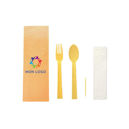Kit couverts bambou personnalisé comprenant une fourchette, cuillère, cure-dents et serviette en papier, écologique et compostable.
